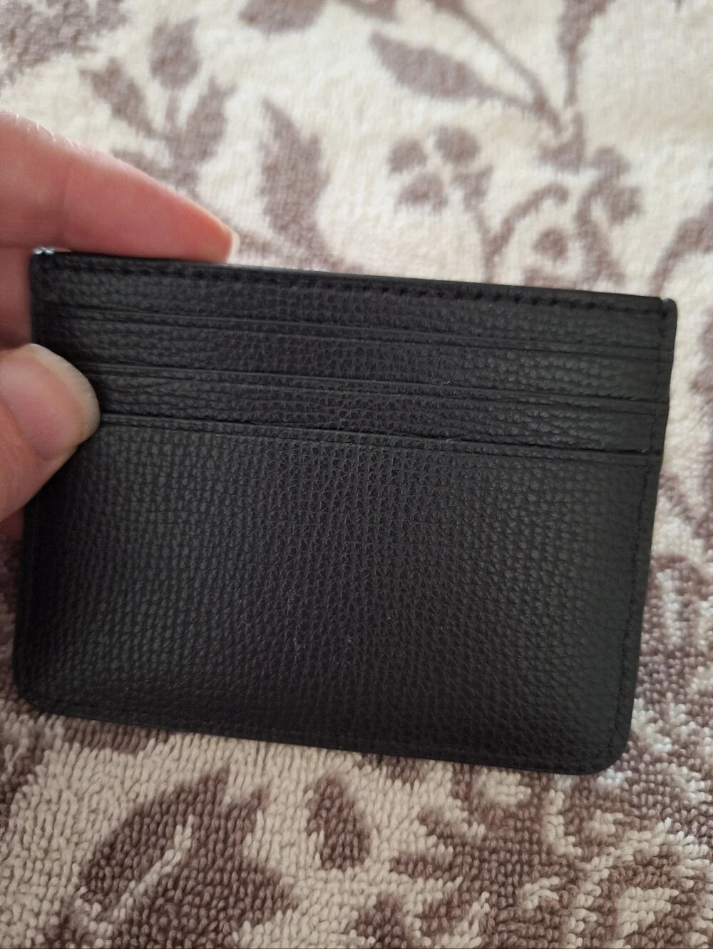 kate spade black leather slim card case with gold logo - Picture 3 of 3
